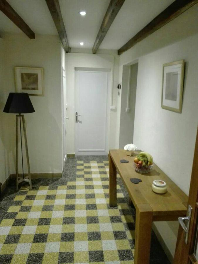 Bed and Breakfast L'Esquilon Chambre D'Hote Thiat Экстерьер фото